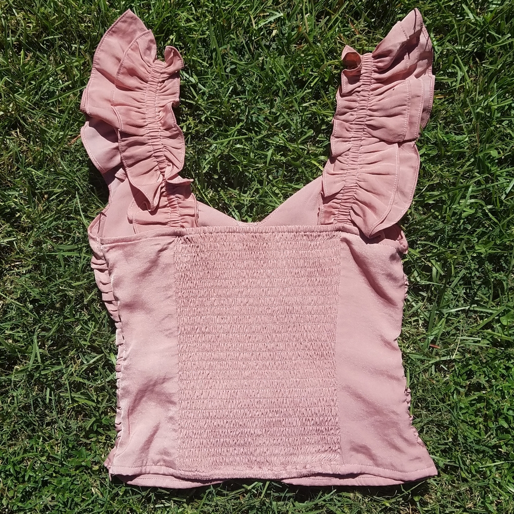 NWOT ASTR The Label Ruched Ruffle Shoulder Tank - Picture 7 of 8